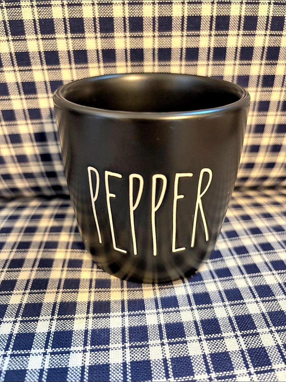 Rae Dunn  Pepper Mini Mug  Black & White